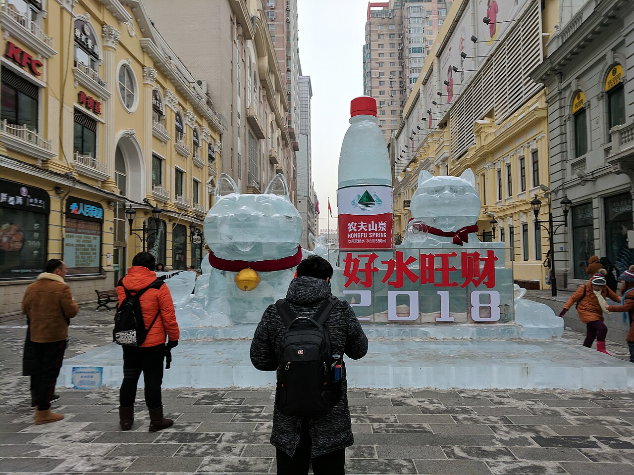 Ледяная скульптура на Центральной улице Харбина